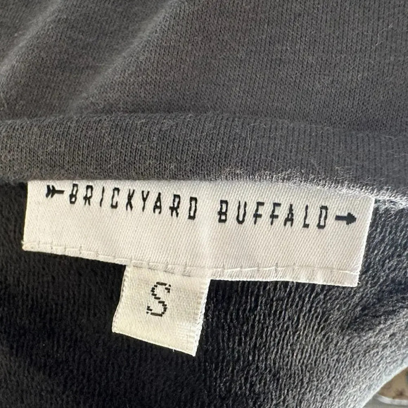 Brickyard Buffalo Floral Embroidered Pullover - Picture 5 of 5